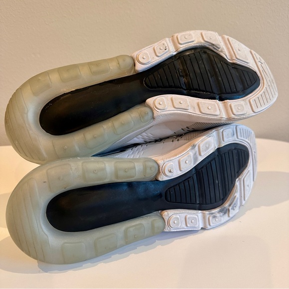 Nike Air Max 270 men’s 11.5 - Picture 3 of 3
